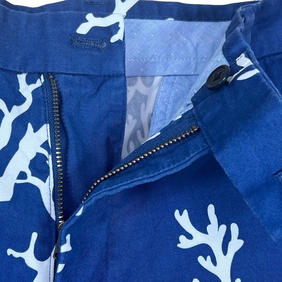 Brooks Brothers Navy & White Bermuda Shorts with Coastal Coral Print Size 36 - Picture 6 of 12